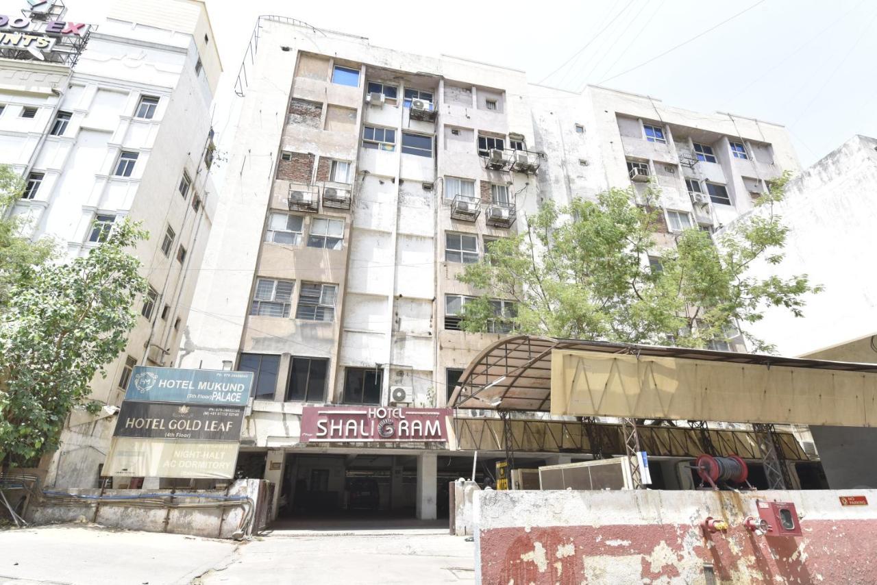 Hotel Gold Leaf Ahmedabad Exterior foto